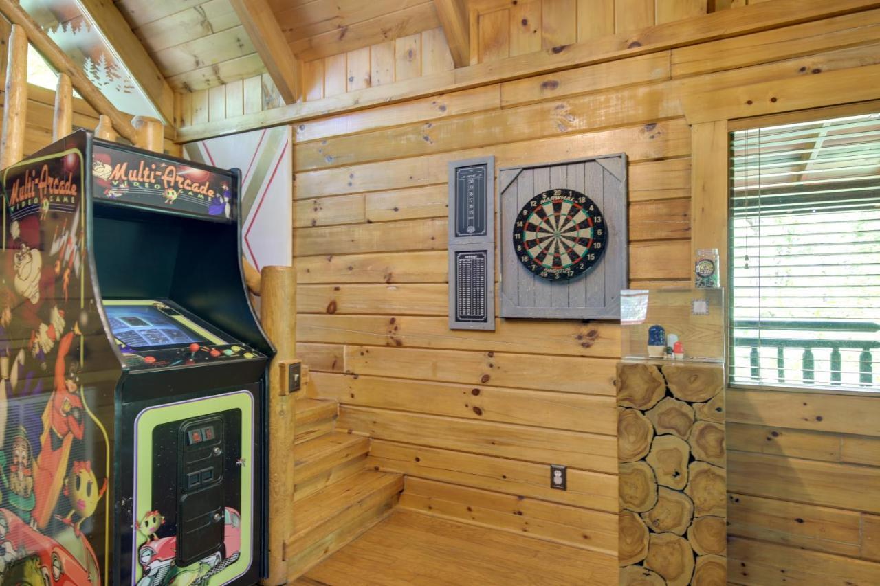 Gatlinburg Family Cabin With Private Hot Tub And Deck! Villa Exterior photo